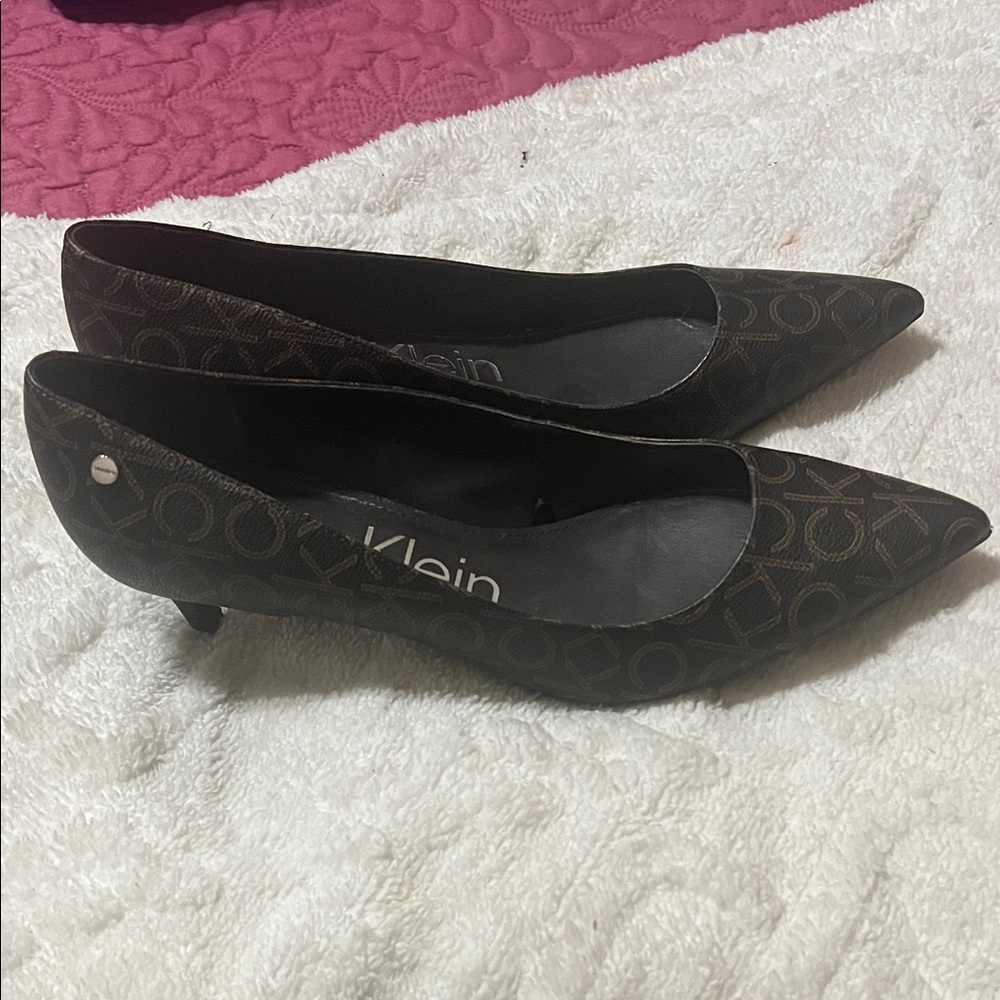 Calvin Klein Brown Patterned Heels - Picture 2 of 5